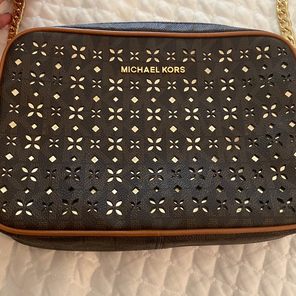 - MK Purse